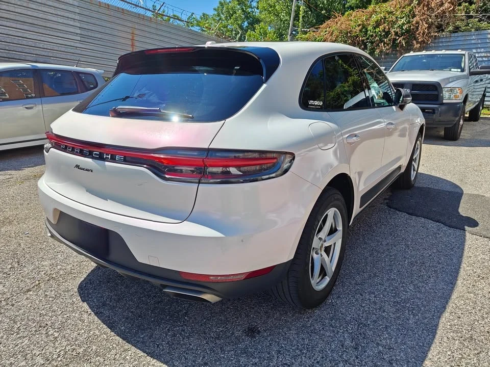 2019 Porsche Macan - Image 2 of 15