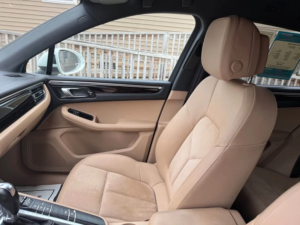 2019 Porsche Macan - Image 10 of 14