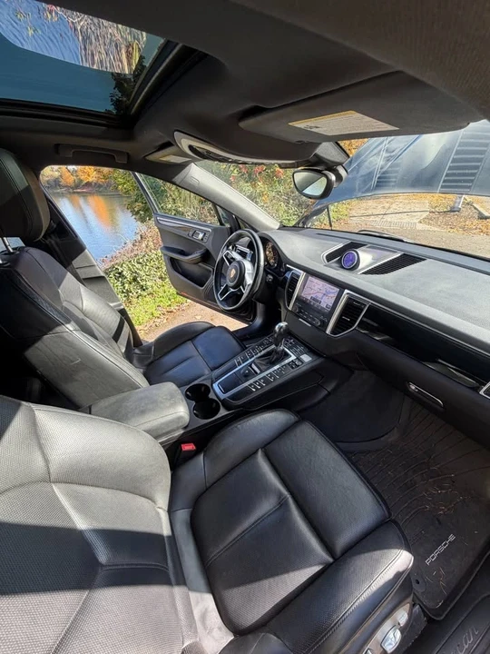 2019 Porsche Macan - Image 7 of 13
