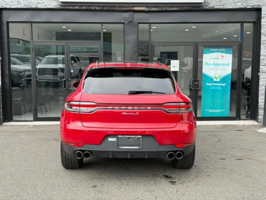 2019 Porsche Macan - Image 15 of 20