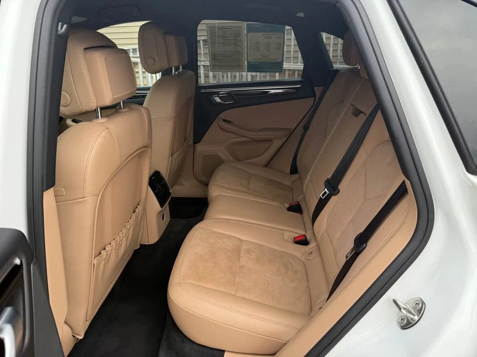 2019 Porsche Macan - Image 12 of 14