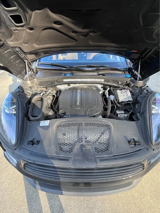 2019 Porsche Macan - Image 16 of 16
