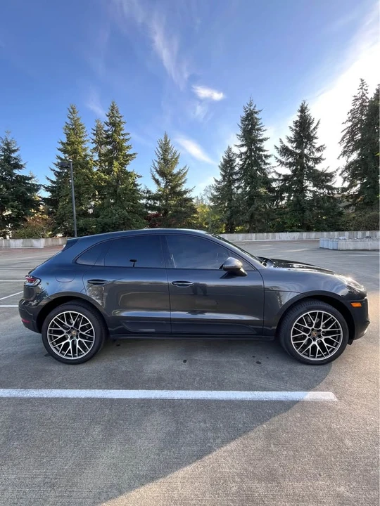2019 Porsche Macan - Image 2 of 16