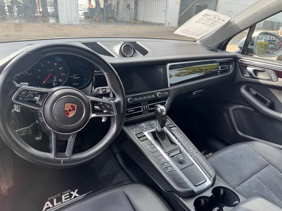 2019 Porsche Macan - Image 6 of 9