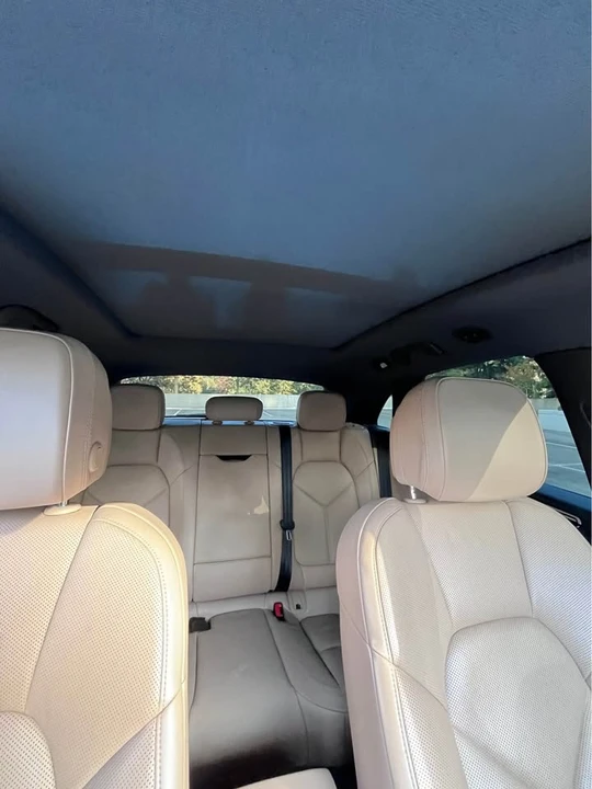 2019 Porsche Macan - Image 13 of 16
