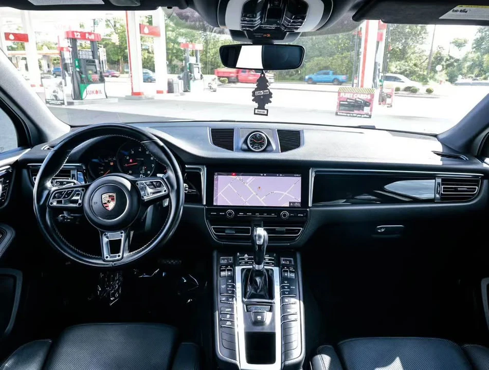 2019 Porsche Macan - Image 3 of 5