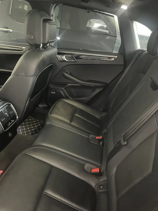 2019 Porsche Macan - Image 2 of 12