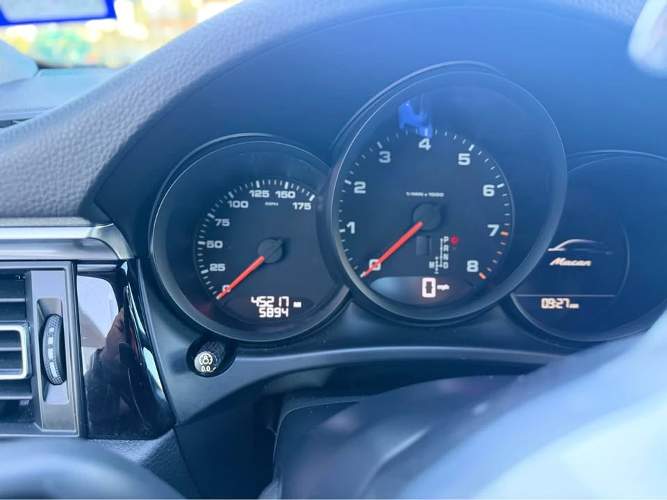 2019 Porsche Macan - Image 4 of 9