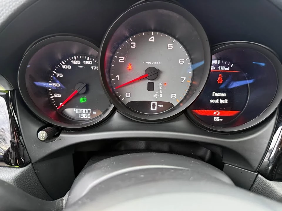 2019 Porsche Macan - Image 10 of 14
