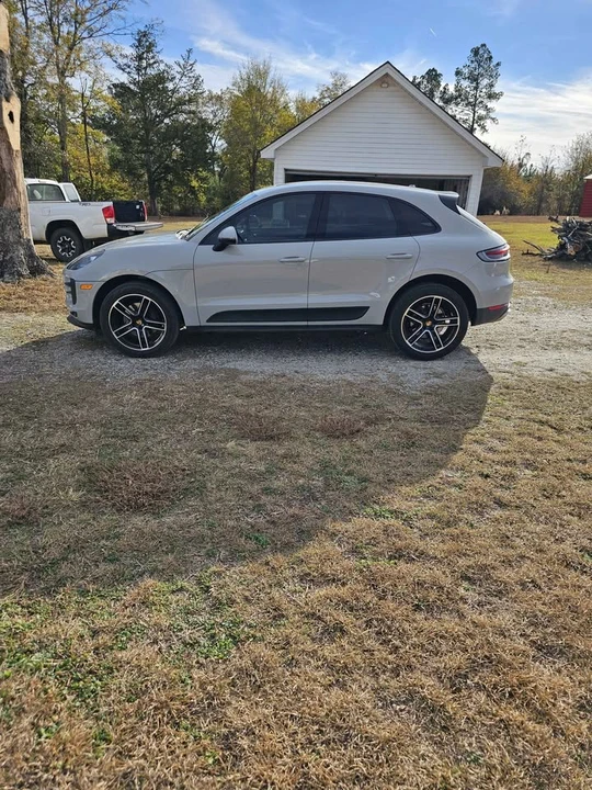2019 Porsche Macan - Image 7 of 10