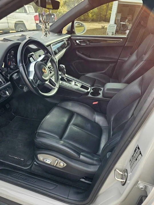 2019 Porsche Macan - Image 5 of 10