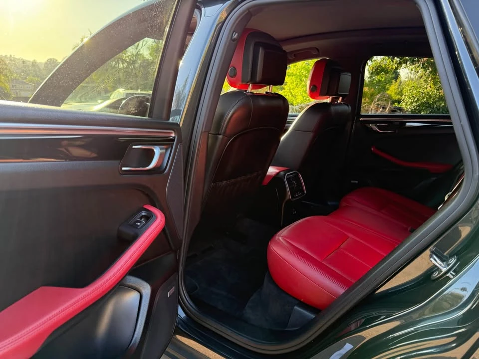 2019 Porsche Macan - Image 10 of 13