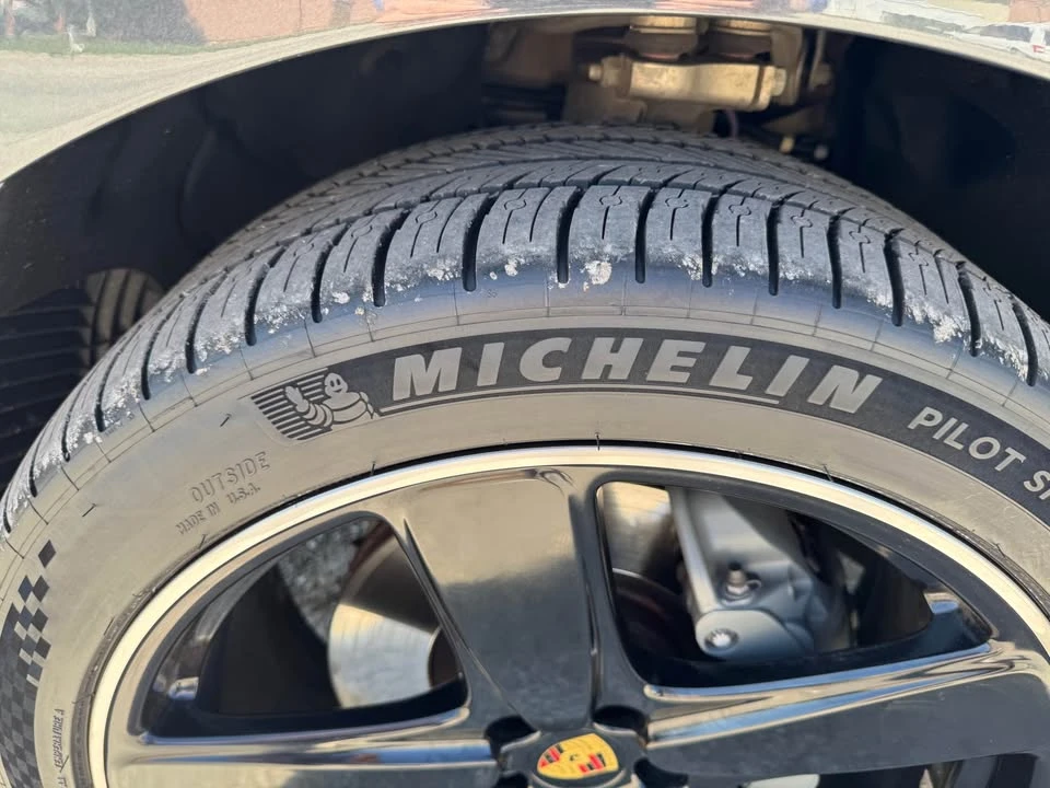 2019 Porsche Macan - Image 18 of 19