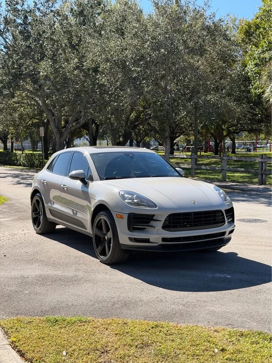 2019 Porsche Macan - Image 2 of 10