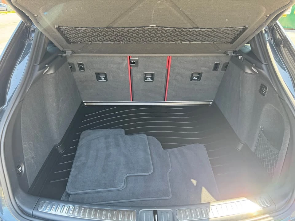 2019 Porsche Macan - Image 9 of 19