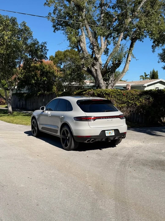 2019 Porsche Macan - Image 4 of 10
