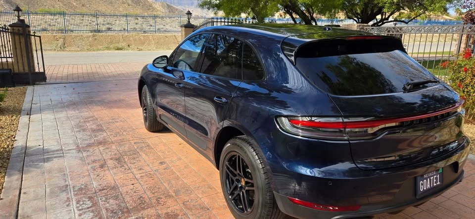 2019 Porsche Macan - Image 9 of 17