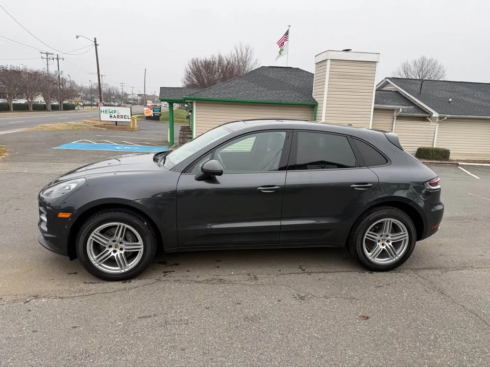 2019 Porsche Macan - Image 2 of 12