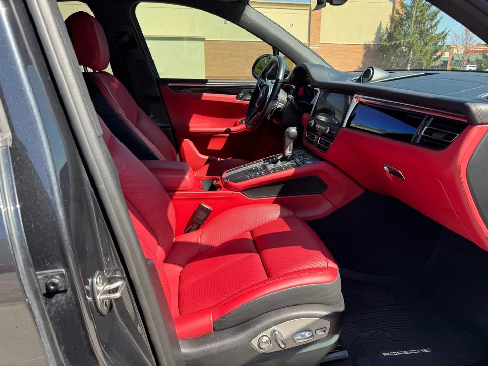 2019 Porsche Macan - Image 6 of 19