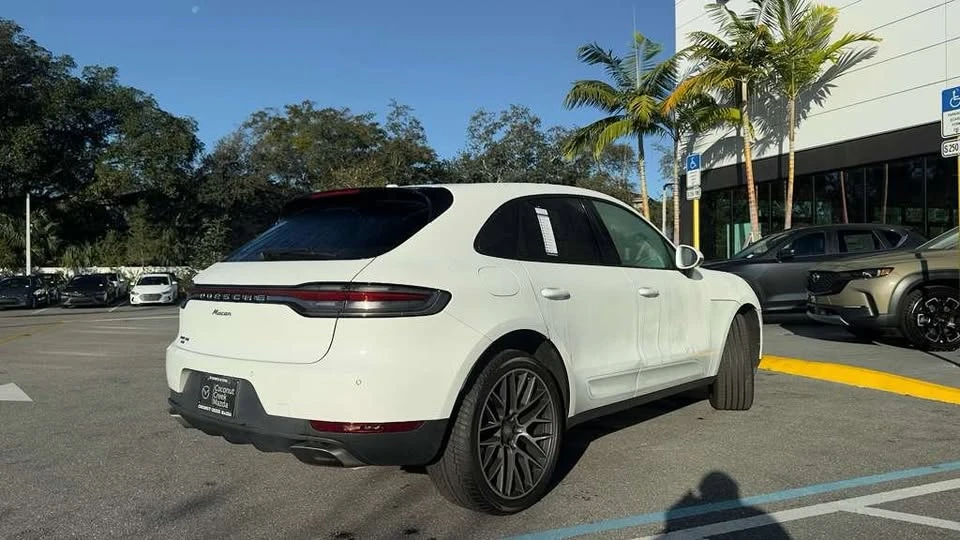 2019 Porsche Macan - Image 6 of 13