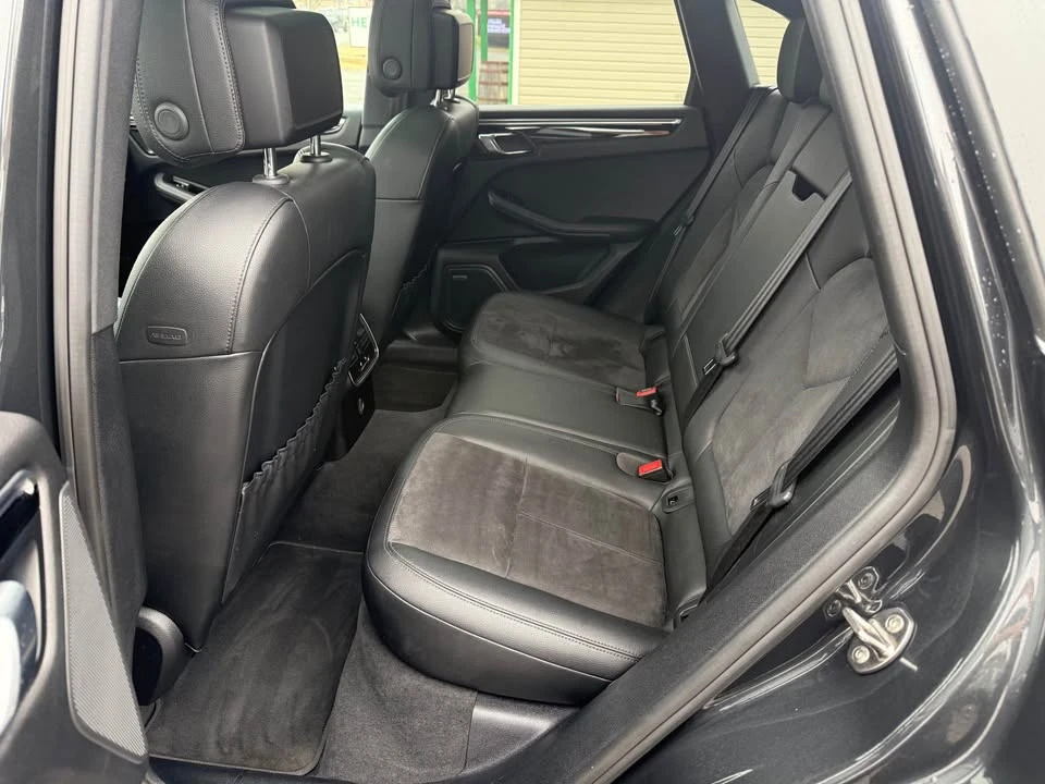 2019 Porsche Macan - Image 7 of 12