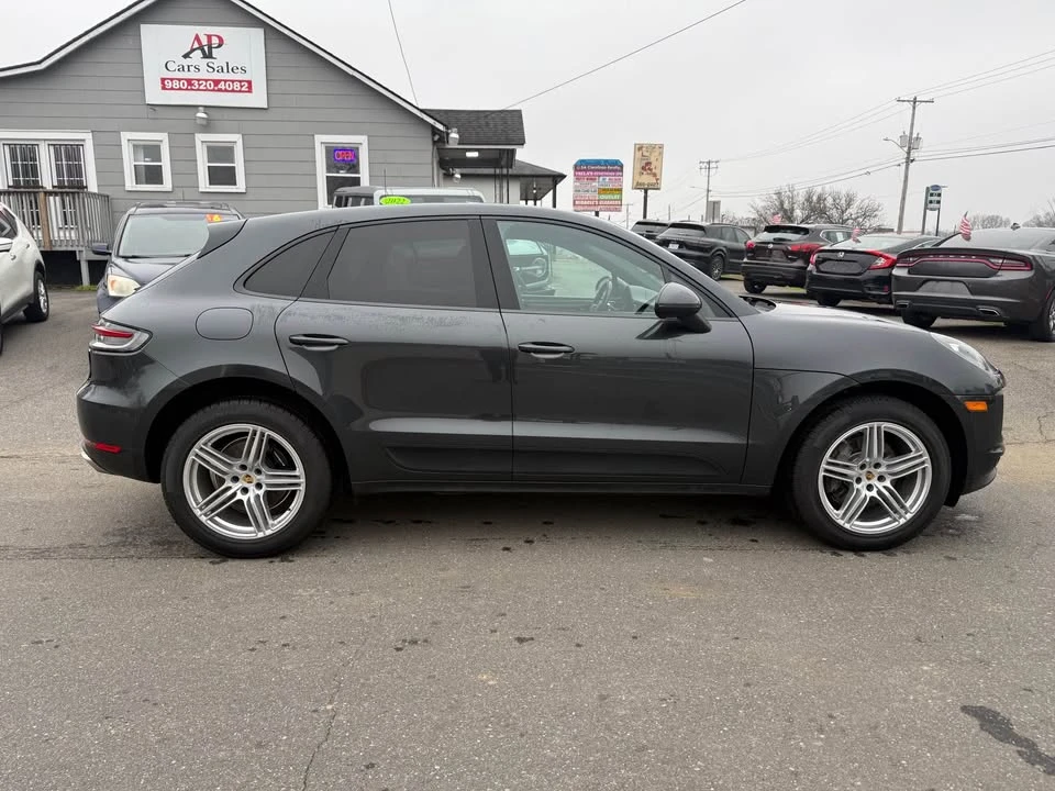 2019 Porsche Macan - Image 6 of 12
