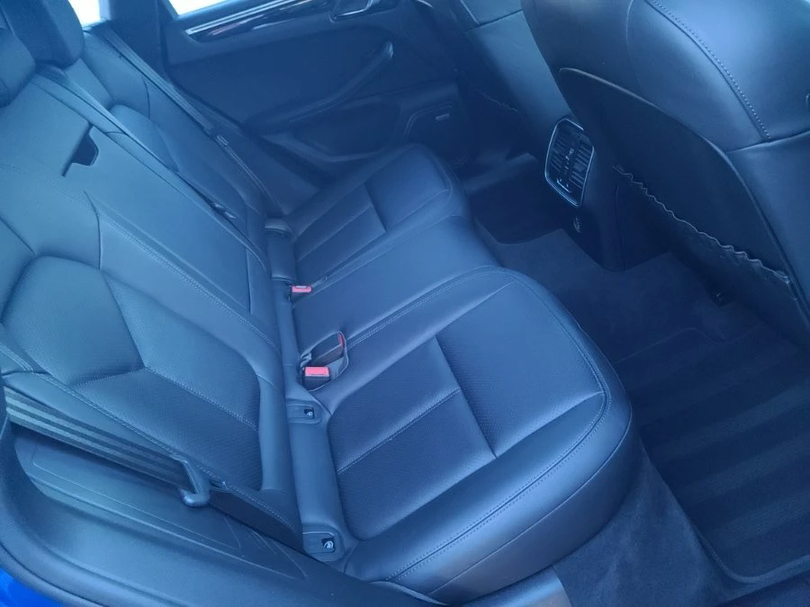 2019 Porsche Macan - Image 9 of 15