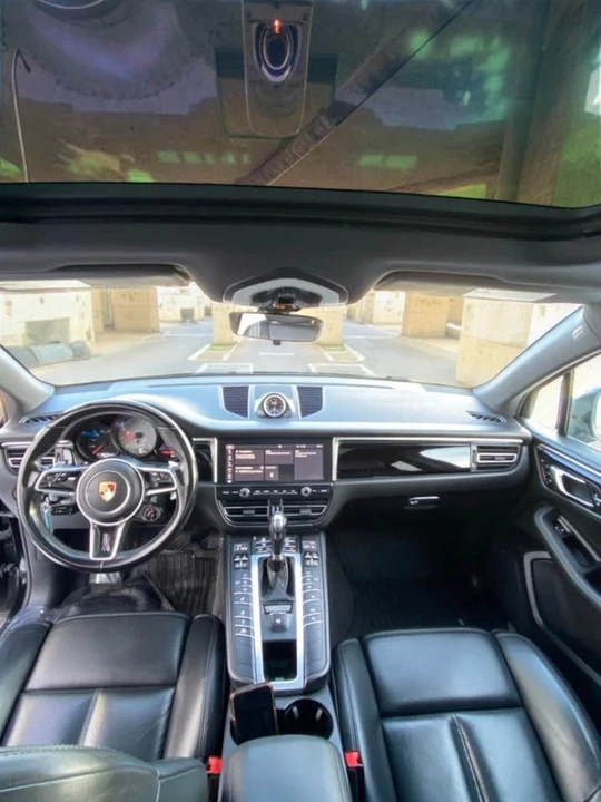 2019 Porsche Macan - Image 5 of 5