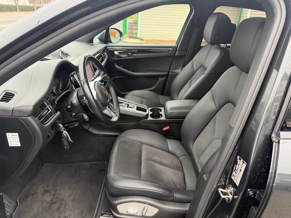 2019 Porsche Macan - Image 8 of 12