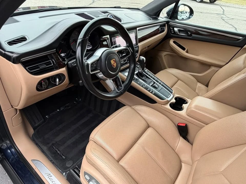 2019 Porsche Macan - Image 10 of 20