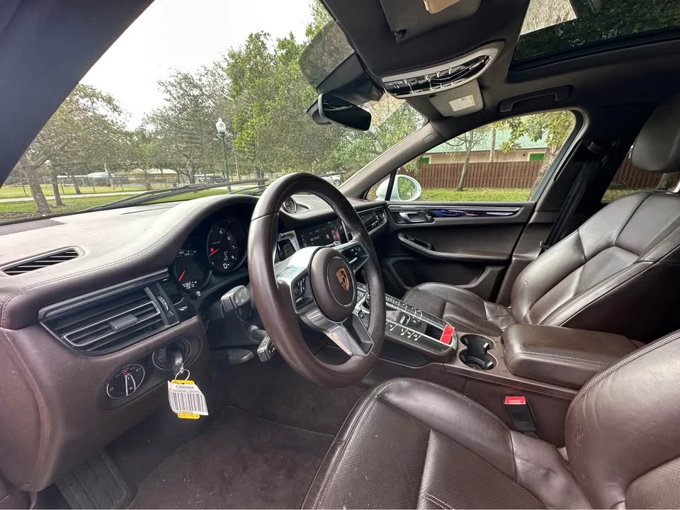 2019 Porsche Macan - Image 12 of 15