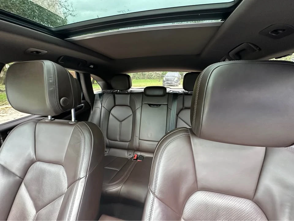 2019 Porsche Macan - Image 13 of 15