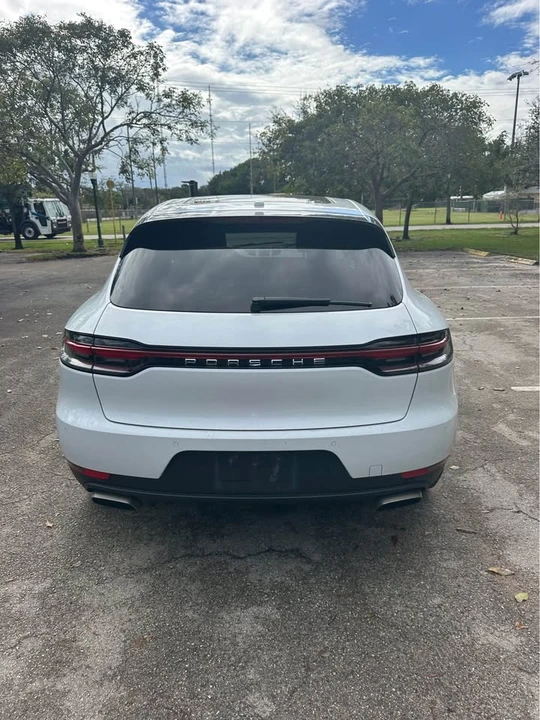 2019 Porsche Macan - Image 6 of 15