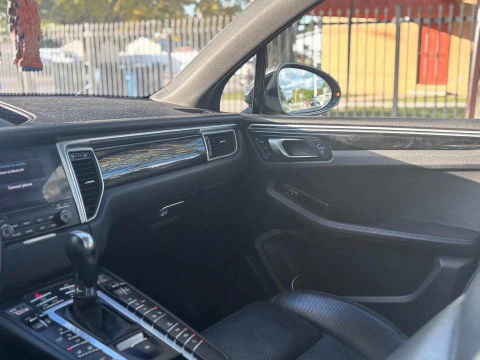 2019 Porsche Macan - Image 10 of 10