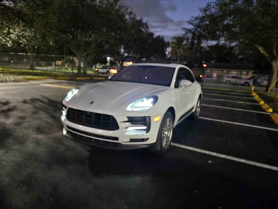 2019 Porsche Macan - Image 2 of 13