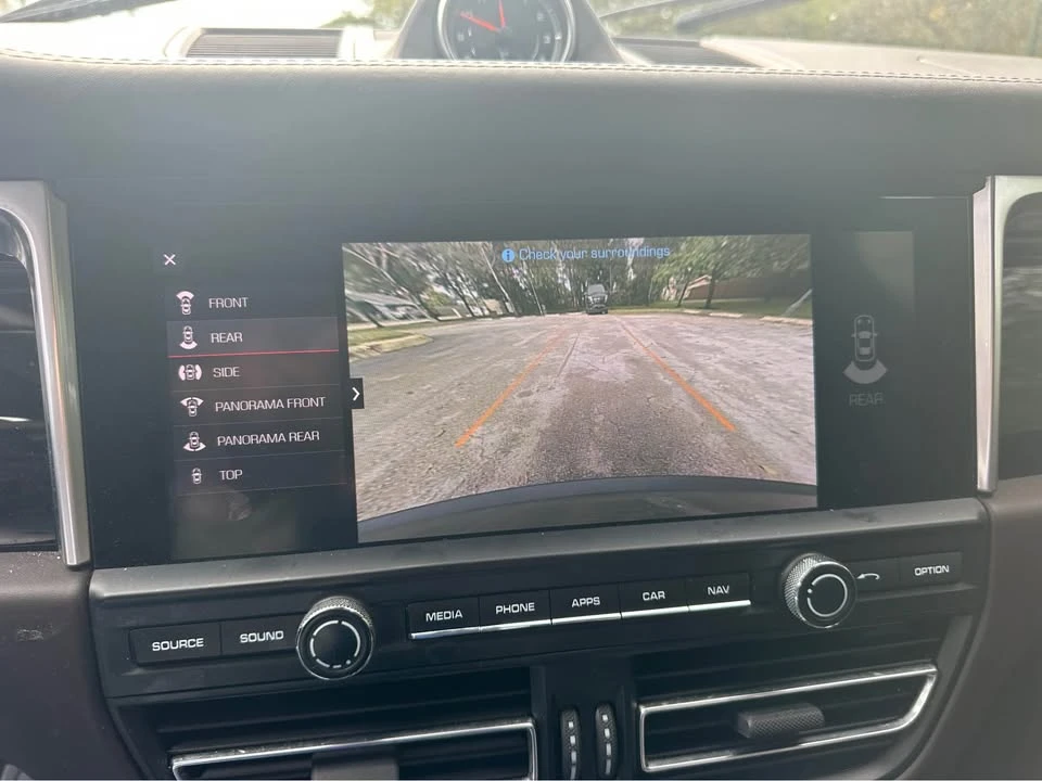 2019 Porsche Macan - Image 15 of 15