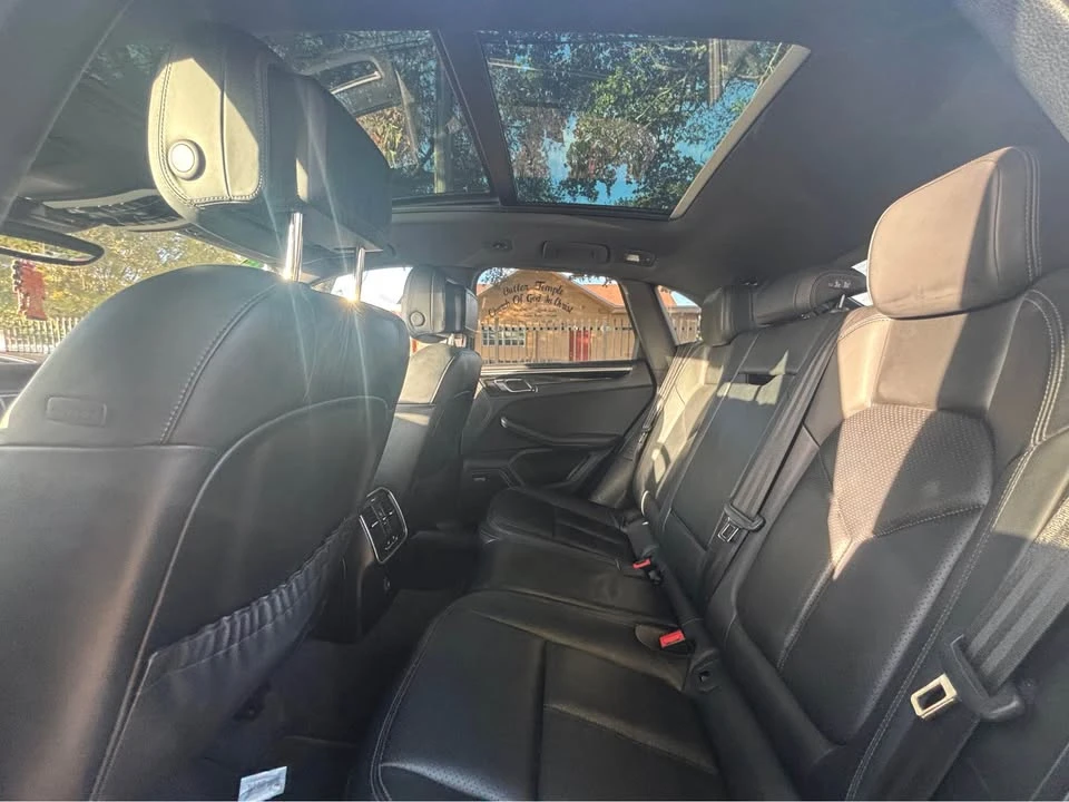 2019 Porsche Macan - Image 7 of 10
