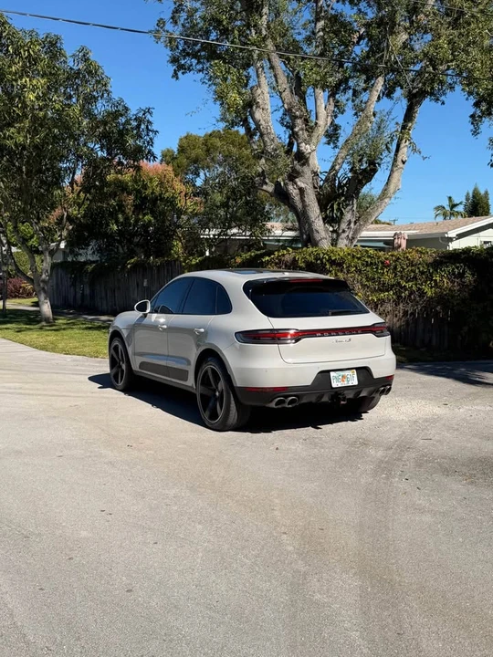 2019 Porsche Macan - Image 2 of 7