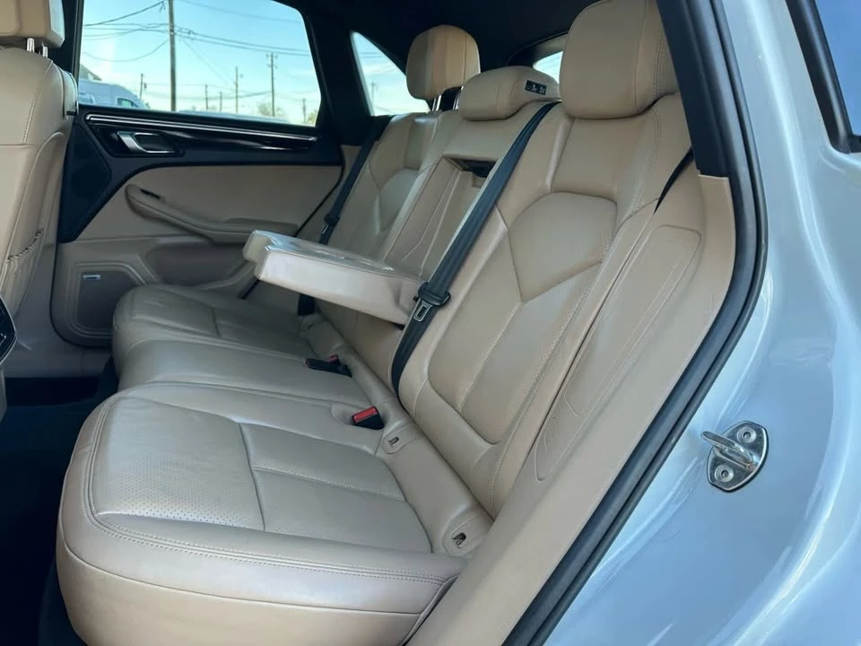 2019 Porsche Macan - Image 7 of 16