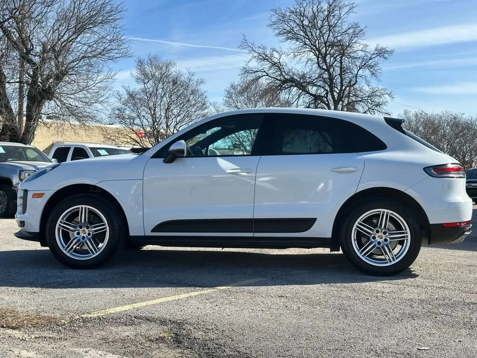 2019 Porsche Macan - Image 2 of 16