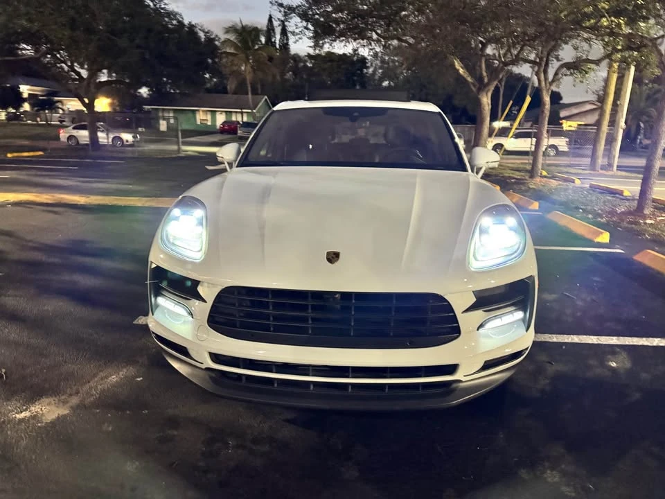 2019 Porsche Macan - Image 2 of 16