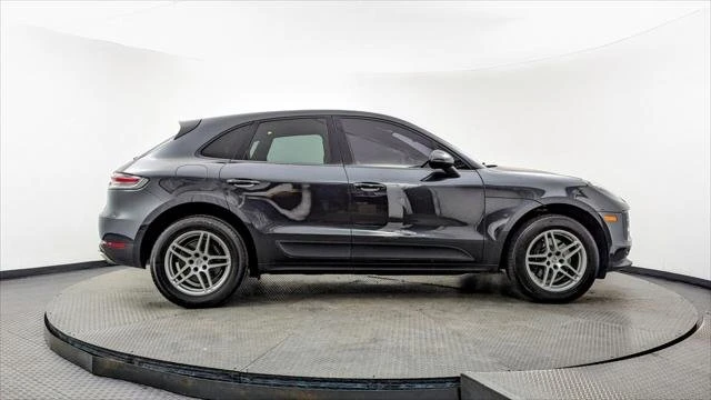 2019 Porsche Macan - Image 7 of 19