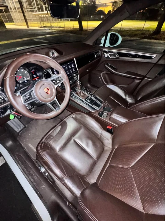 2019 Porsche Macan - Image 14 of 16