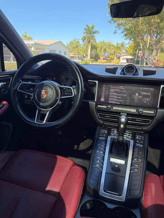 2019 Porsche Macan - Image 5 of 7