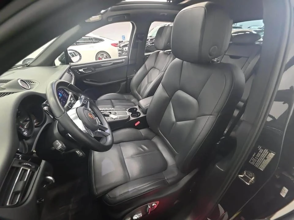 2019 Porsche Macan - Image 5 of 9