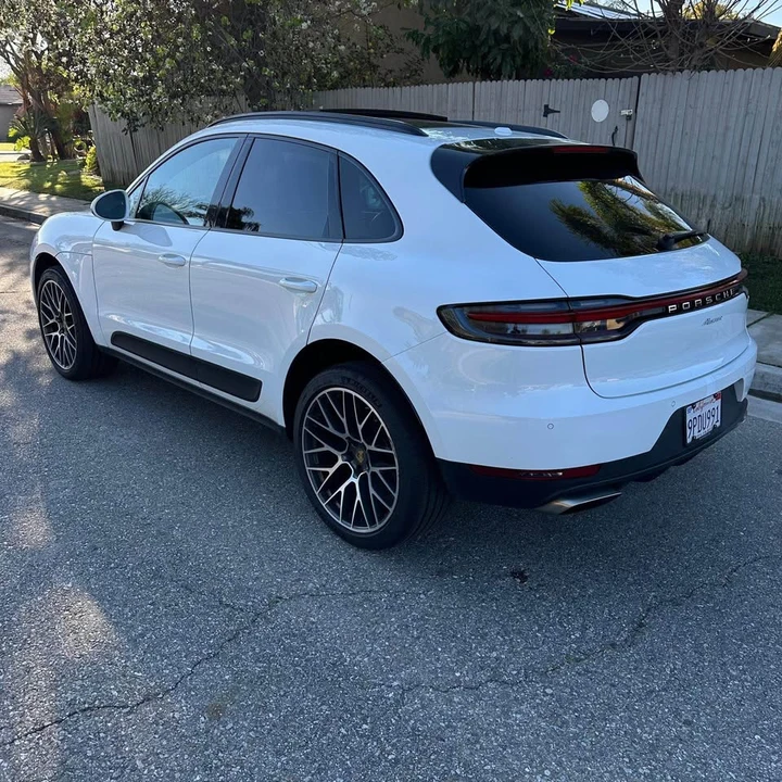 2019 Porsche Macan - Image 13 of 18