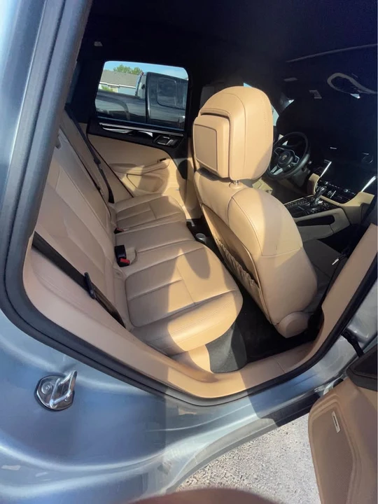 2019 Porsche Macan - Image 2 of 10