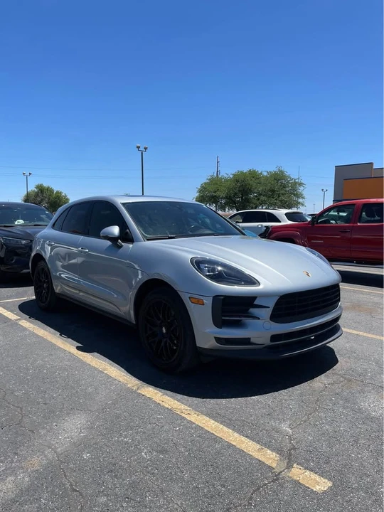 2019 Porsche Macan - Image 5 of 10