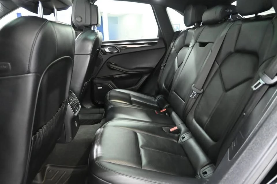 2019 Porsche Macan S - Image 13 of 20
