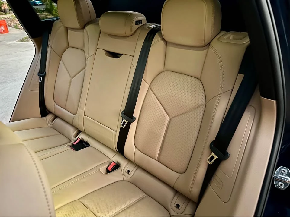2019 Porsche Macan - Image 15 of 20